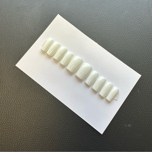 Freshly cured handmade press on nail | all white - Picture 4 of 10